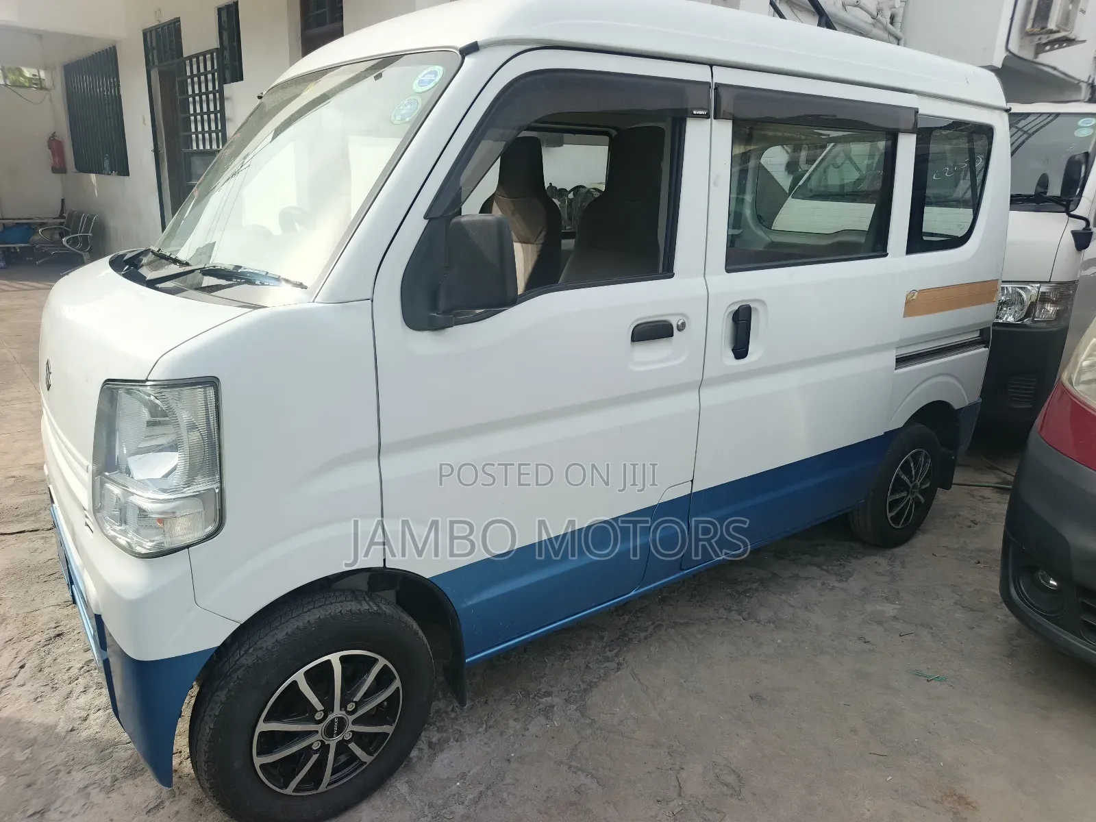 Suzuki Every 2019 White