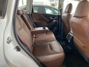 Subaru Forester 2018 White
