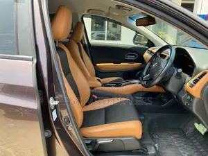 Honda Vezel 2018 Brown