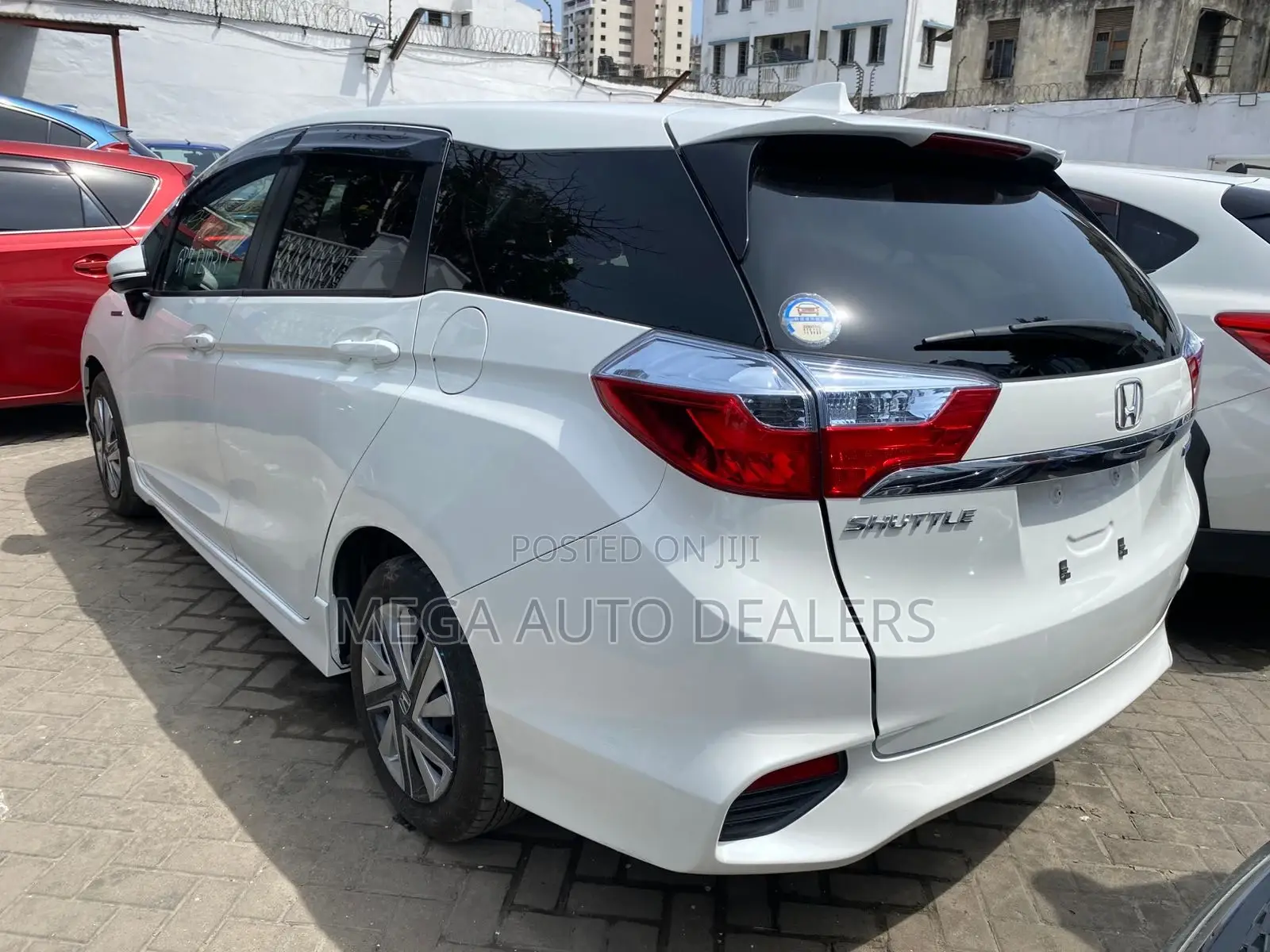 Honda Fit Shuttle 2018 White