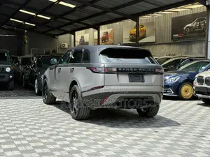 Land Rover Range Rover Velar 2018 Gold