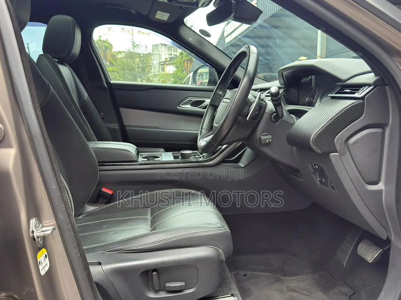 Land Rover Range Rover Velar 2018 Gold