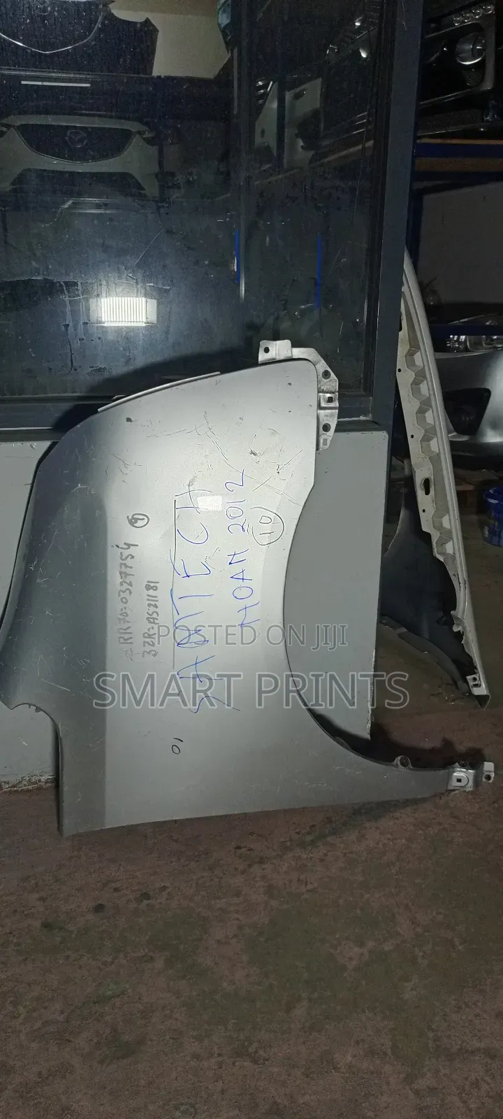 Top Quality Toyota Noah 2012 Right Wing in Good Condition