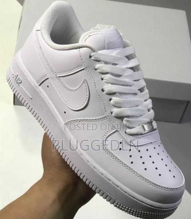 Nike Air Force 1 '07 Low Sneaker - thumbnail 3