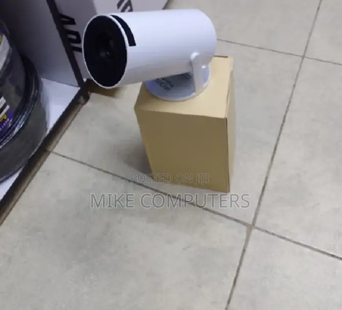 Portable Video Projector Smart Android Projector Hy 300pro
