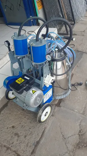 Milking Machines/ Double  Bucket Milking Machine