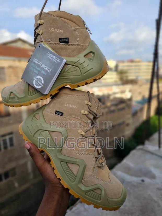 Lowa Tactical Boots Brown - For Hiking - main view