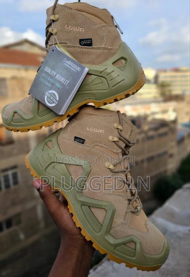 Lowa Tactical Boots Brown - For Hiking - thumbnail 3