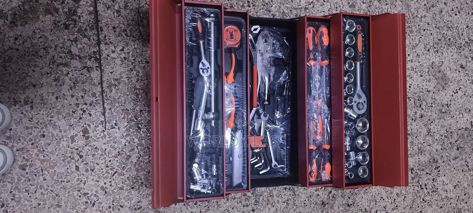 Available 85pc Tool Set With Metal Box