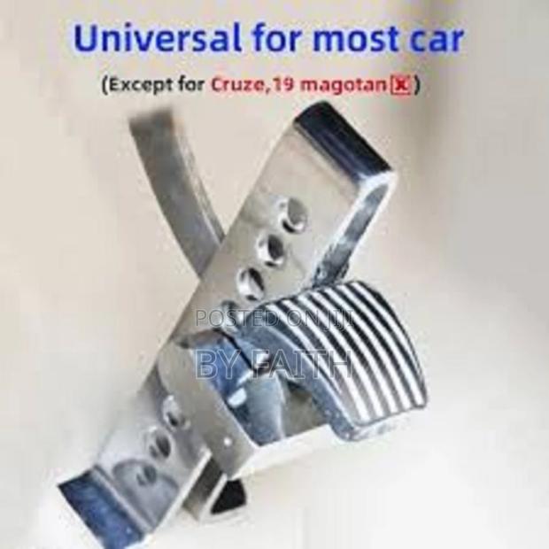 Universal Steel/Pedal/Clutch Antitheft Lock/*/*/[][][