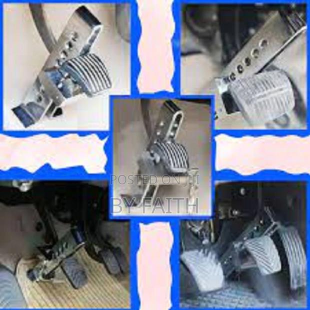 Clutch/Accelerator Pedal Lock