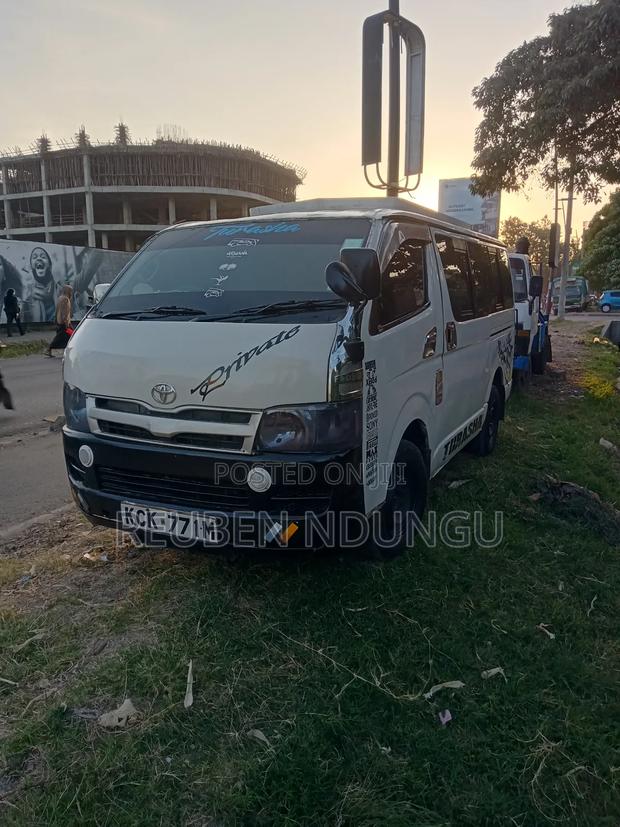 Toyota Hiace - thumbnail 7