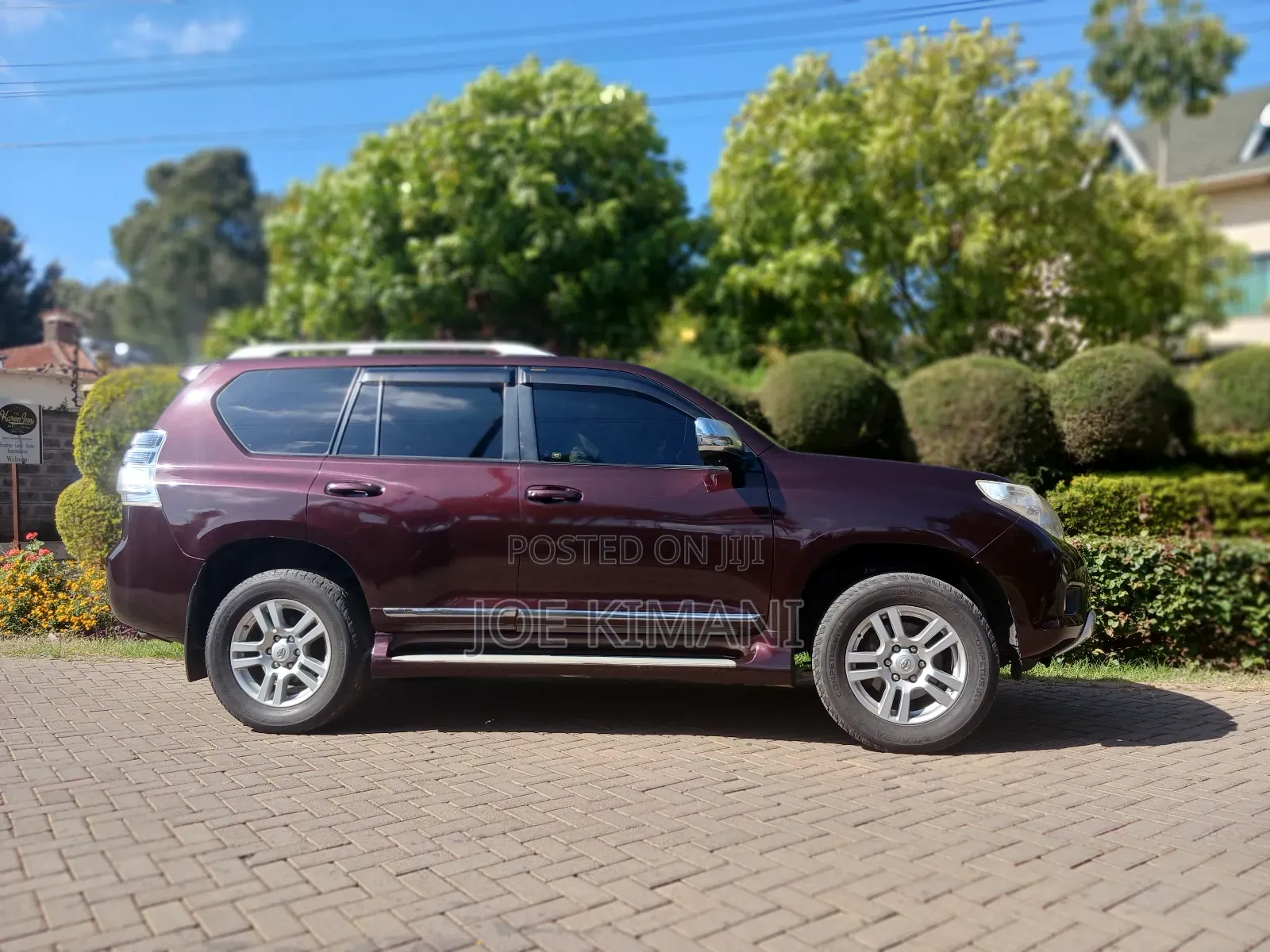 Toyota Land Cruiser Prado 2011 Maroon
