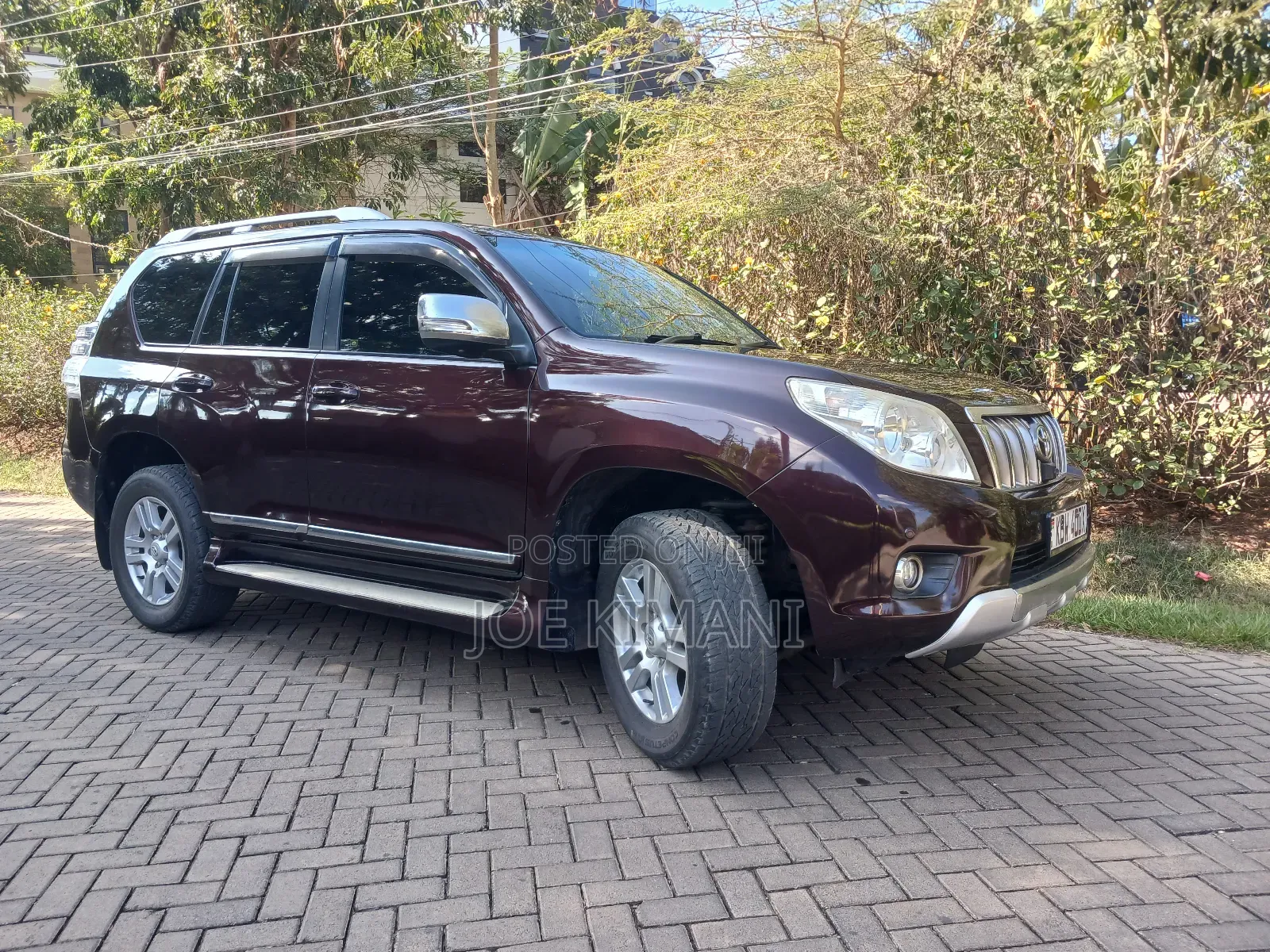 Toyota Land Cruiser Prado 2011 Maroon