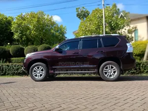 Toyota Land Cruiser Prado 2011 Maroon