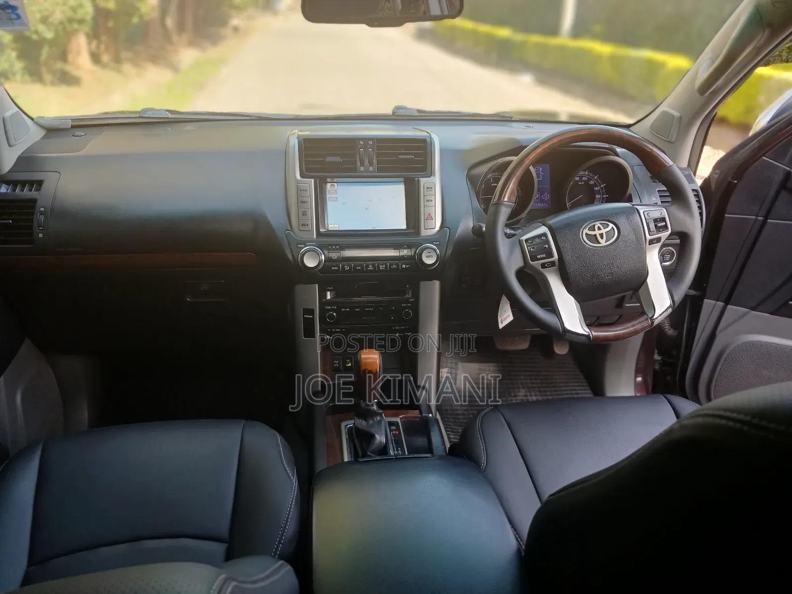 Toyota Land Cruiser Prado 2011 Maroon