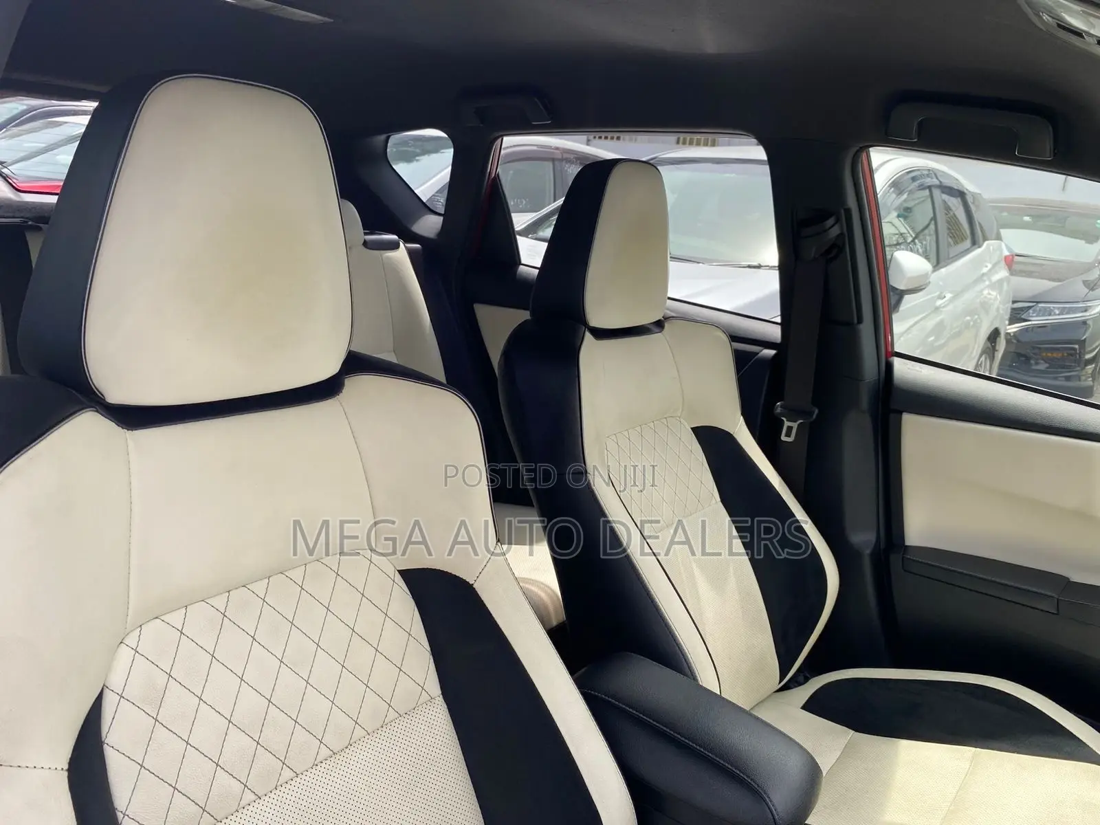 Toyota Auris 2018 Red