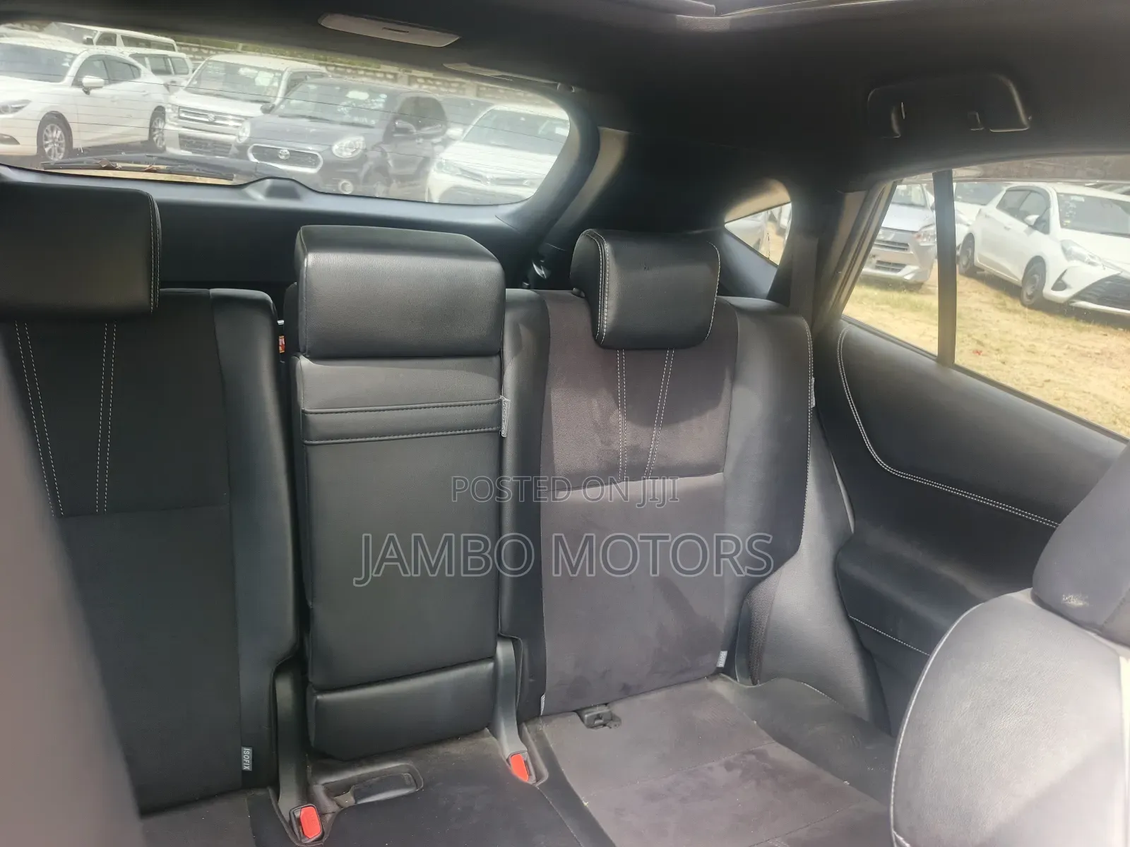 Toyota Harrier 2.0 2019 White