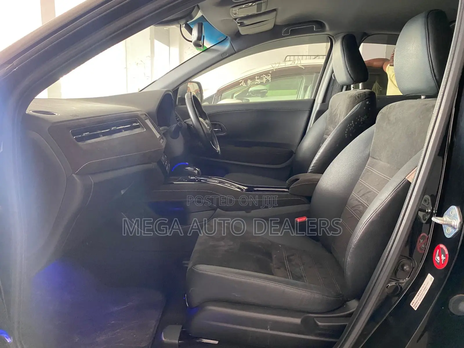 Honda Vezel 2018 Black