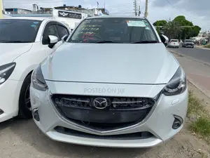 Mazda Demio 2018 Gray