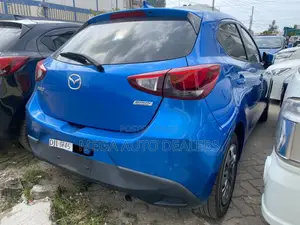 Mazda Demio 2018 Blue