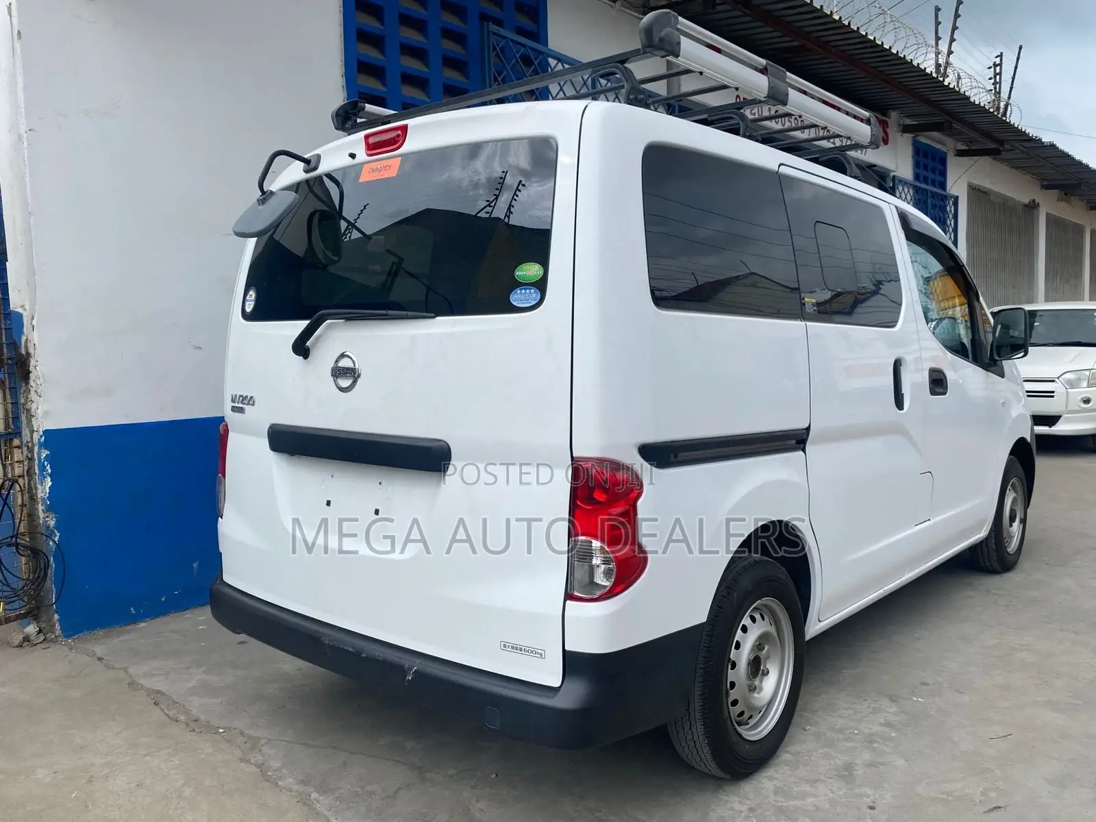 Nissan NV200 2018 White