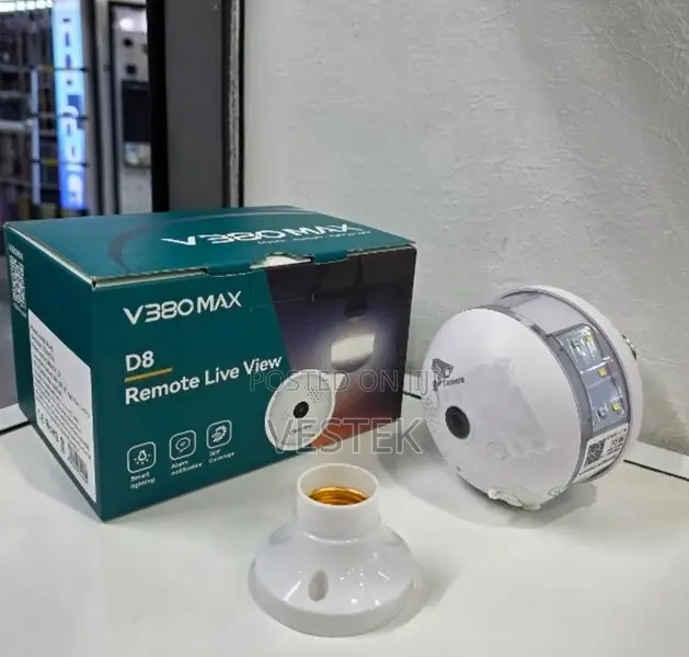 V380 360° Fish Eyes Panorama Light Bulb Camera With Two-Way Audio