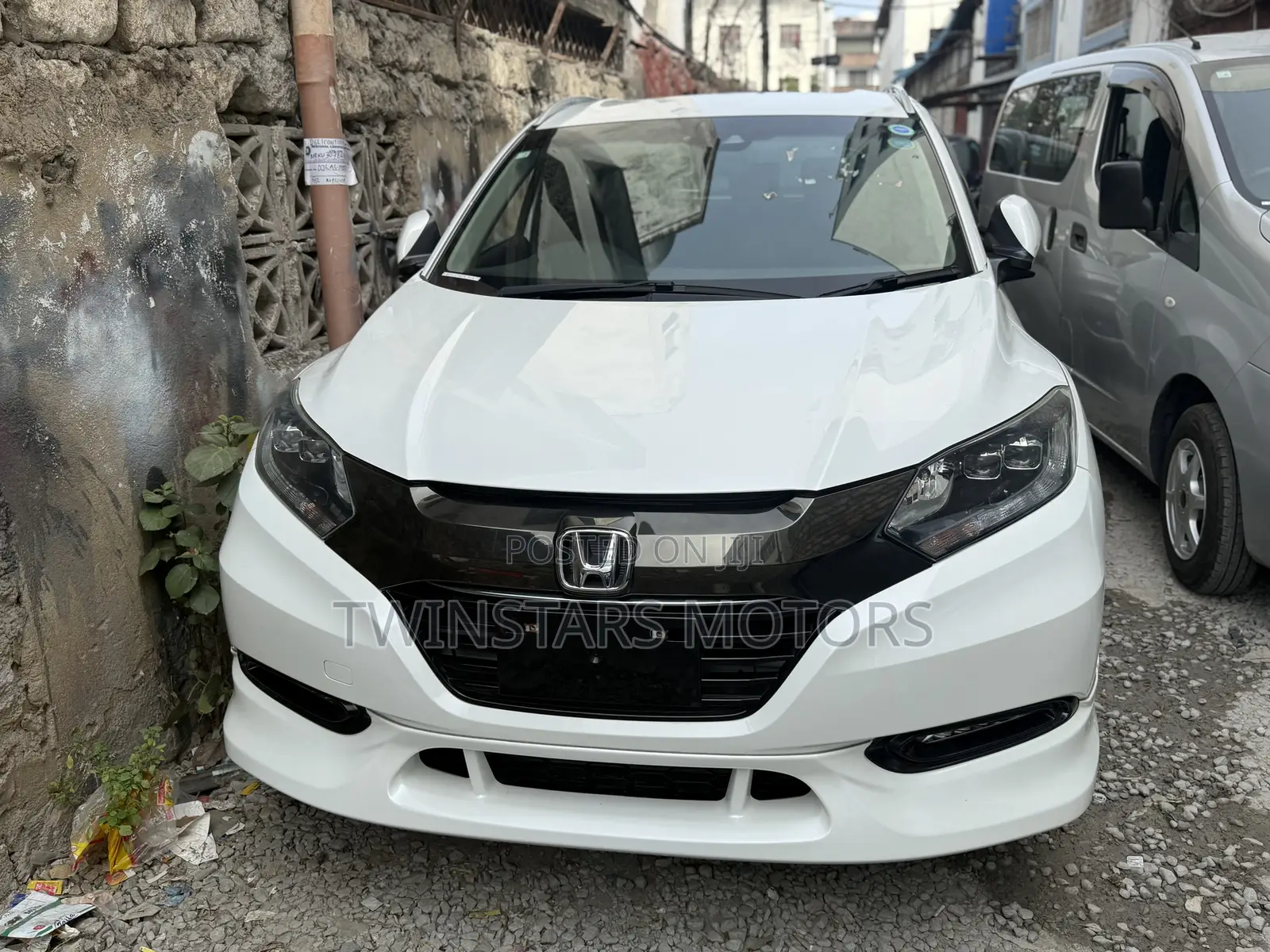 Honda Vezel 1.5 2WD 2018 White