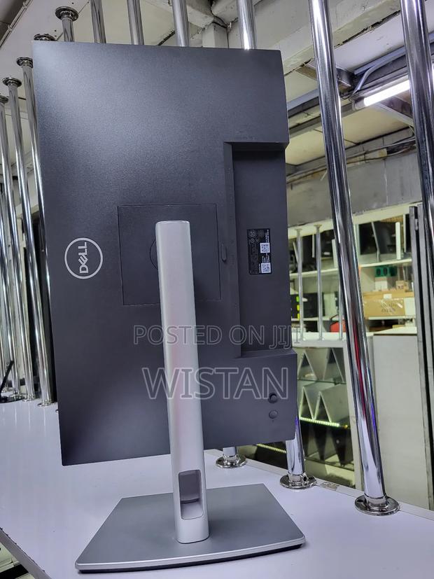 Dell Monitor 24 Inches Frameless - thumbnail 5