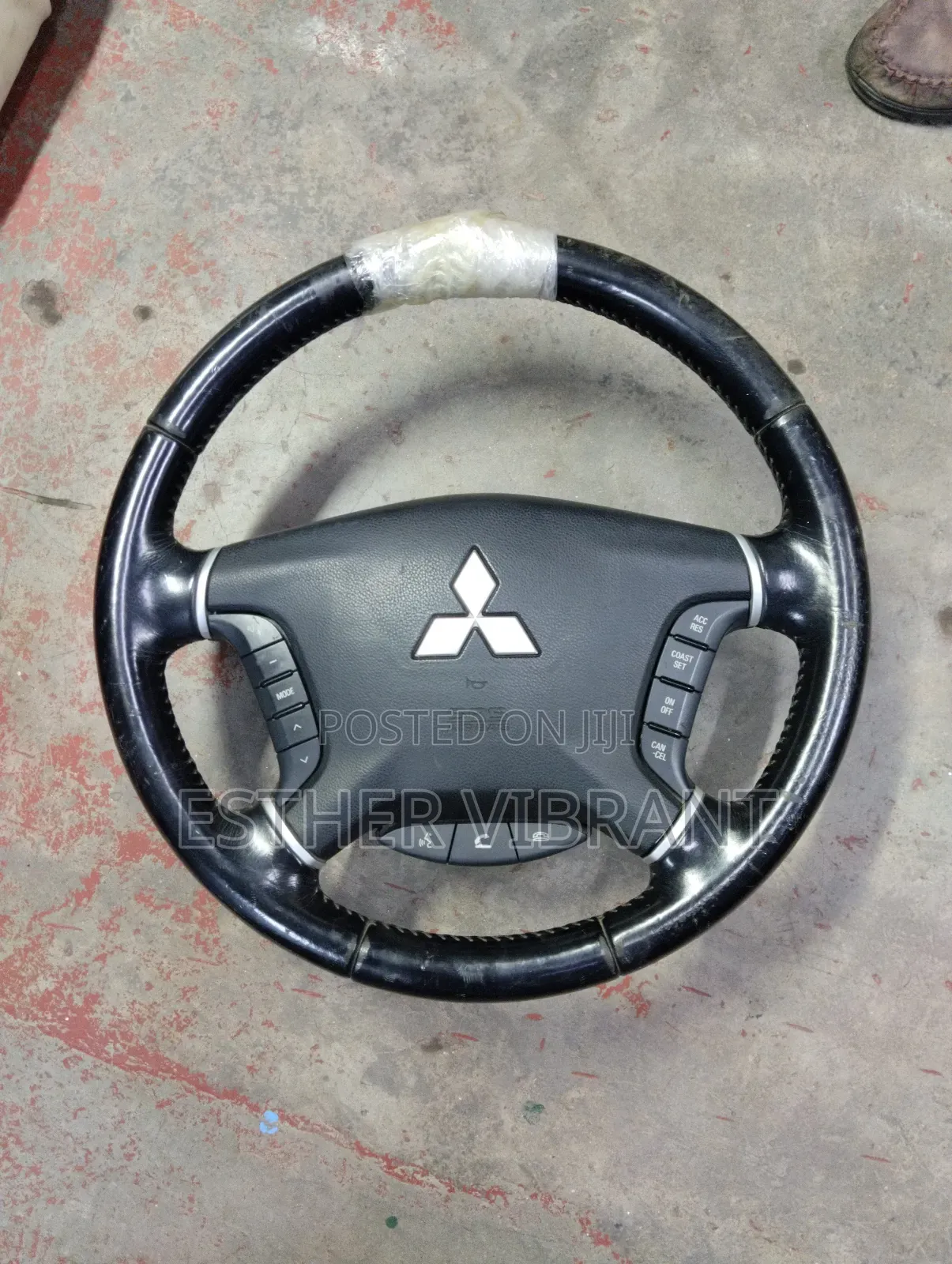 Mitsubishi Shogan Steering Wheel