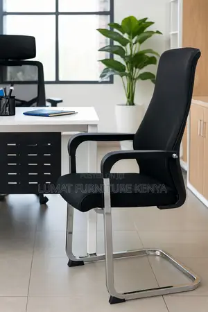 Well-Padded Mesh Seat