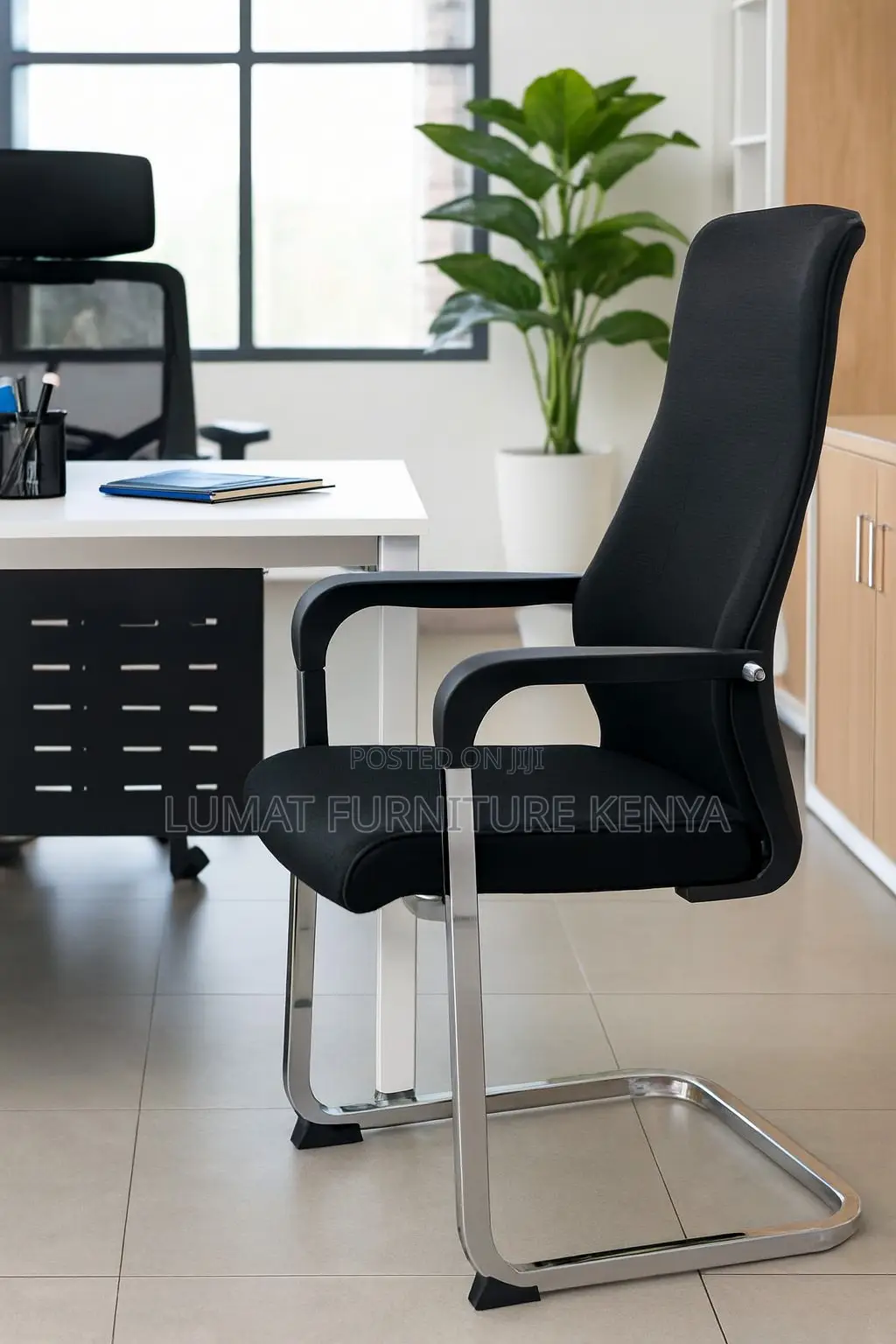 Well-Padded Mesh Seat