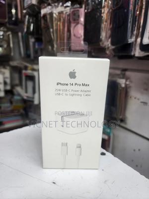 Fast Charge 25watts iPhone Power Adapter With Lightning Cable - thumbnail 2