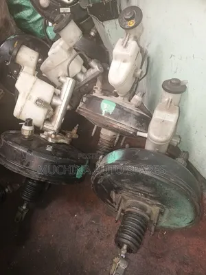 Brake Booster and Master Cylinder Toyota Hilux Vigo Japan