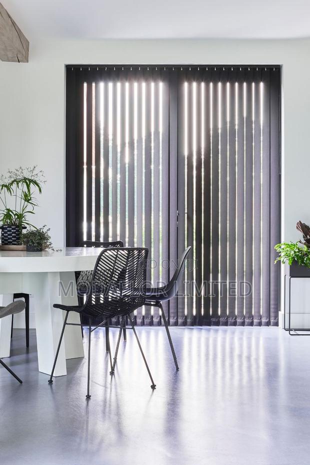 Simple Vertical Shades - main view