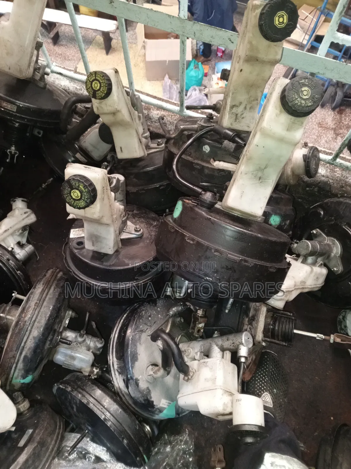 Brake Booster and Master Cylinder Toyota Avensis