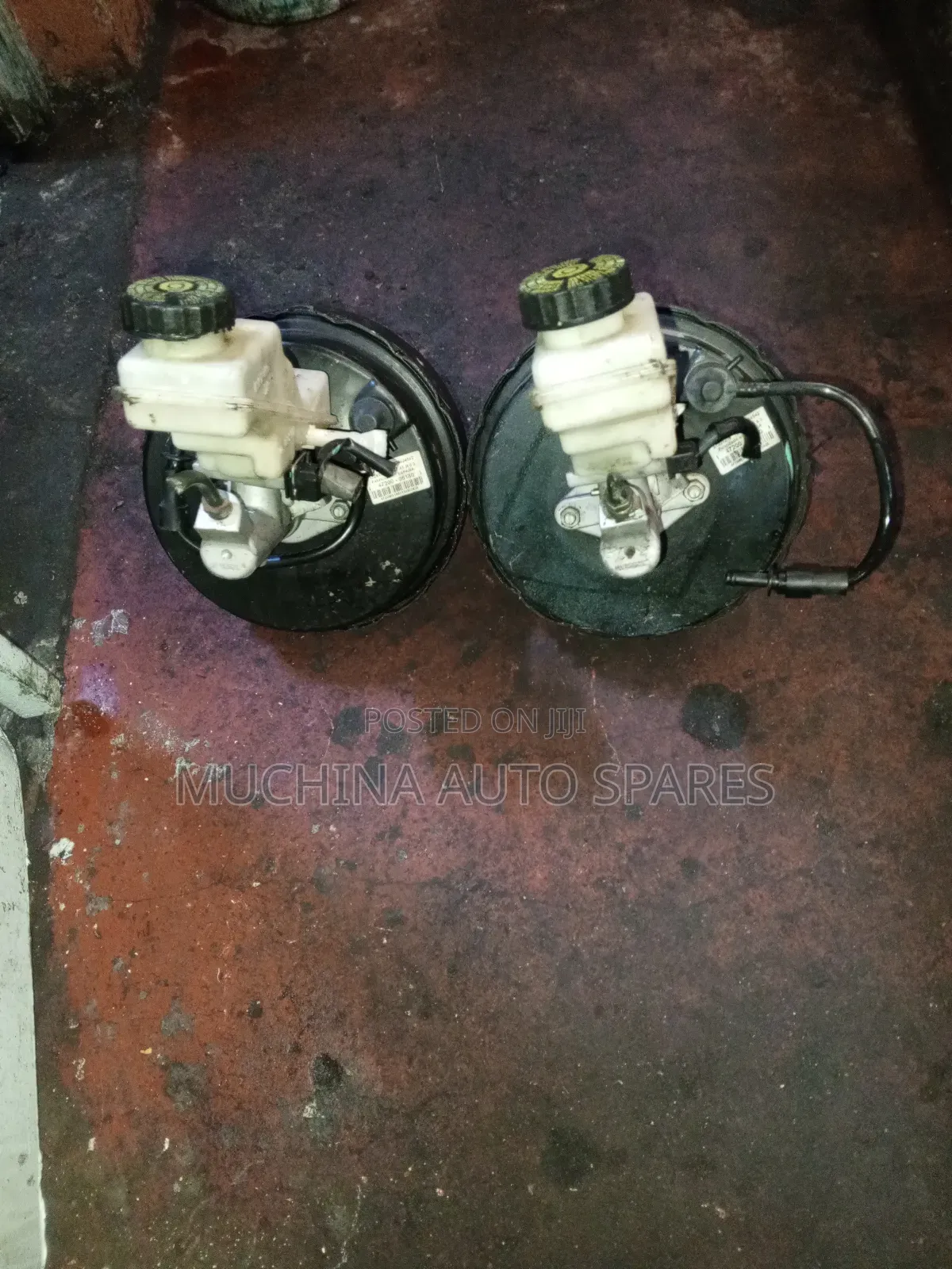 Brake Booster and Master Cylinder Toyota Avensis