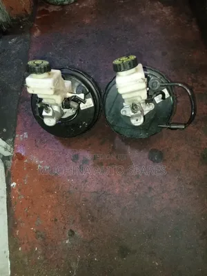 Brake Booster and Master Cylinder Toyota Avensis