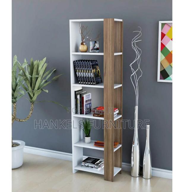 Modern Shelf Décor – Elevate Your Space Instantly