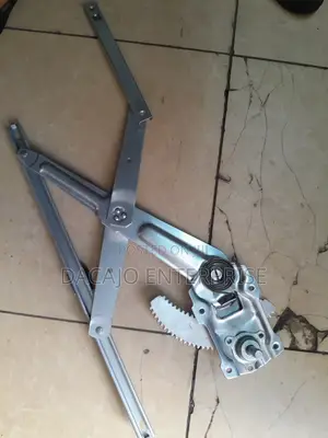 Manual Window Regulator Hilux 55 or Toyota Shark/5l