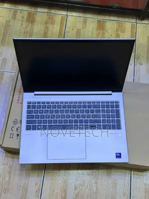 Laptop HP ZBook Firefly 16 G10 16GB Intel Core Ultra 7 SSD 1T
