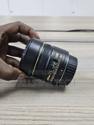 Nikon Dx Af Fisheye Nikkor 10.5mm 1:2.8g Ed