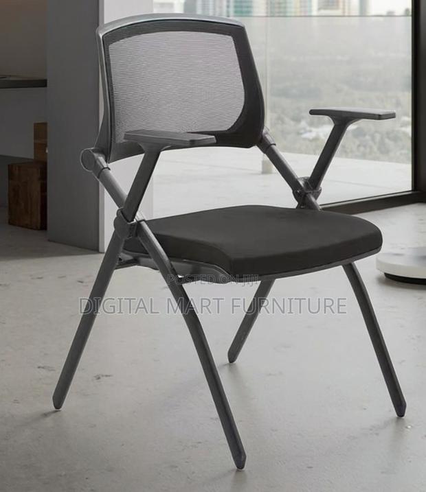 Indoor Foldable Four Leg Casual Chair