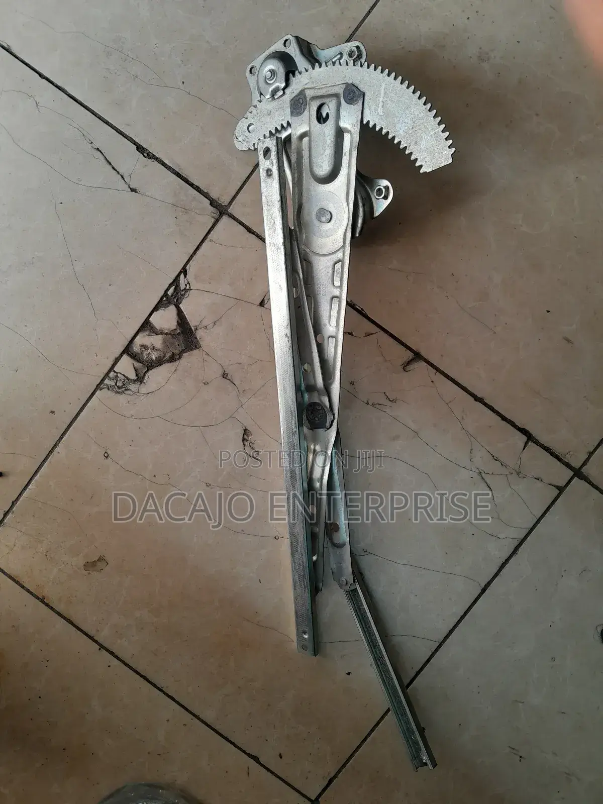 Manual Window Regulator Dmax Old and New Model