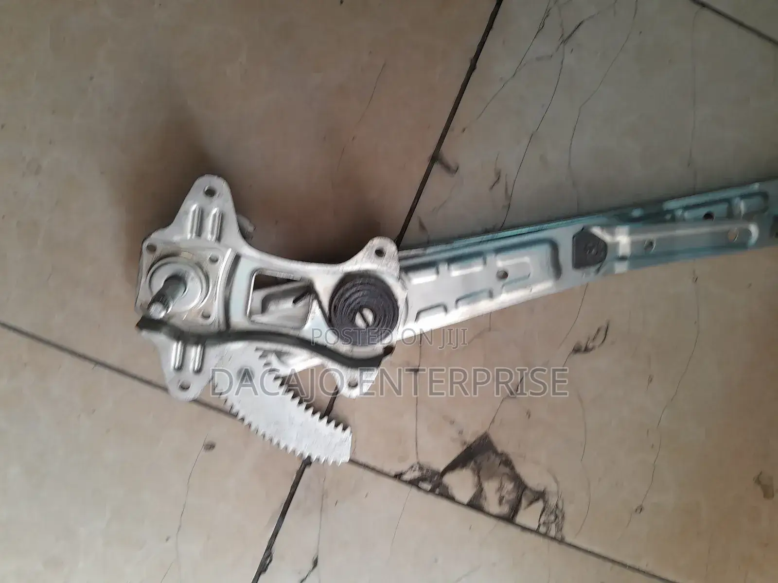 Manual Window Regulator Dmax Old and New Model