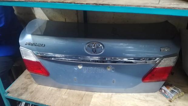 Toyota Premio 260 Boot Year 2013