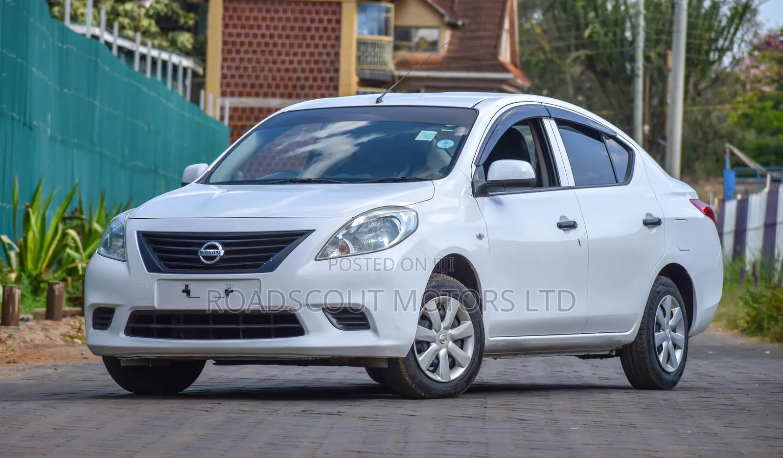 Nissan Latio 1.2 2015 White