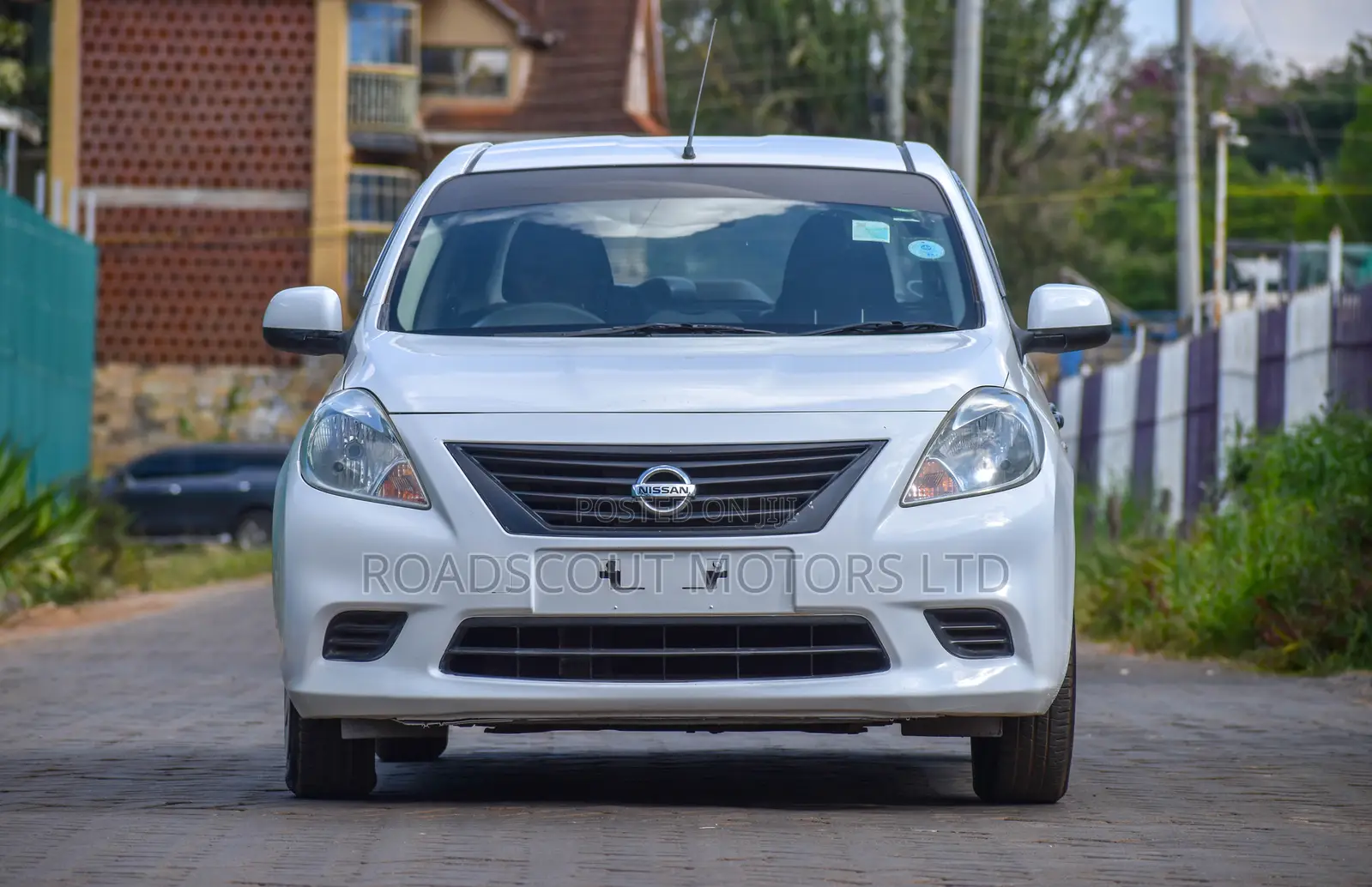 Nissan Latio 1.2 2015 White