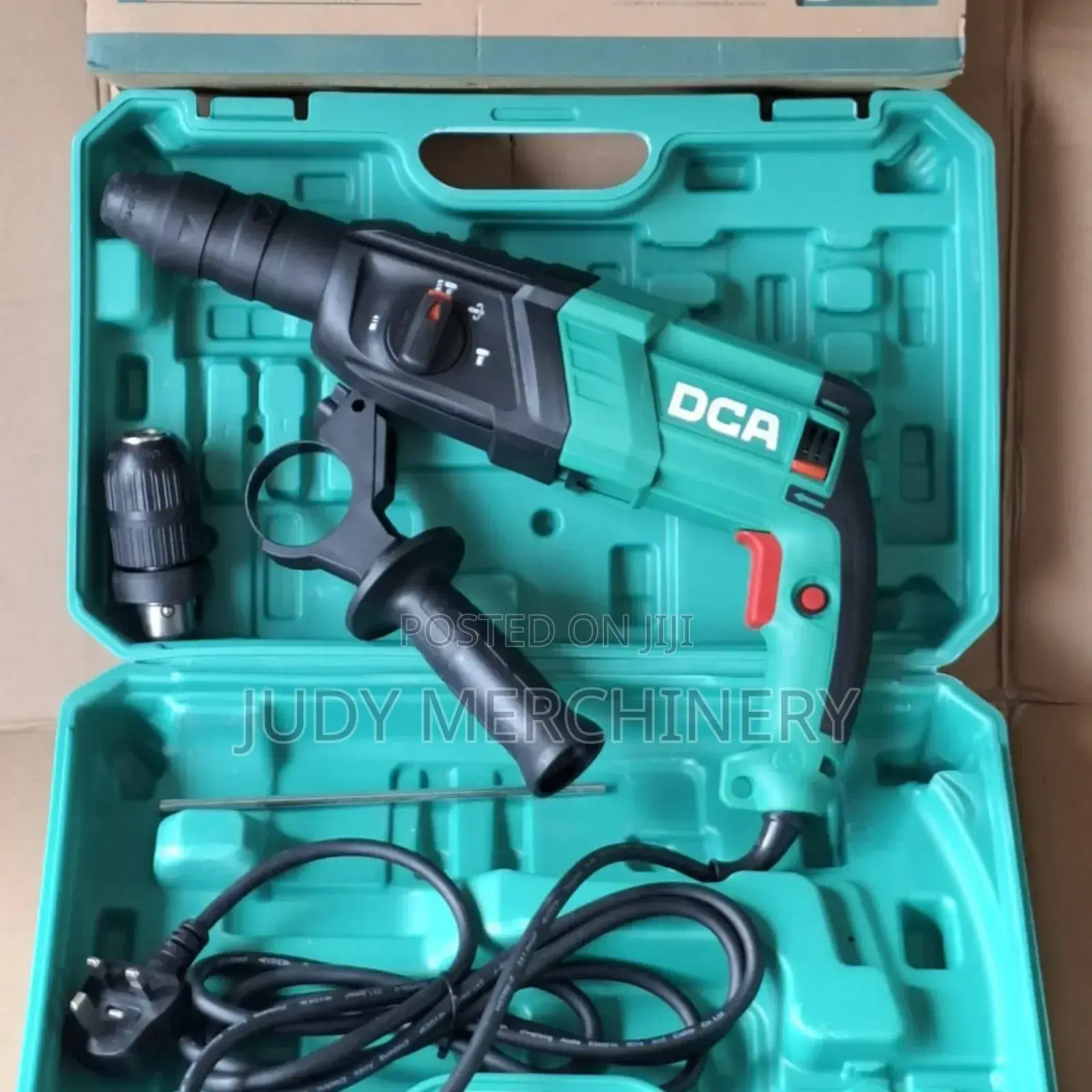 Dca Rotary Hammer Drill With 2 Chunk