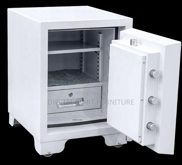 White Medium Fireproof Safe Lockable - thumbnail 3